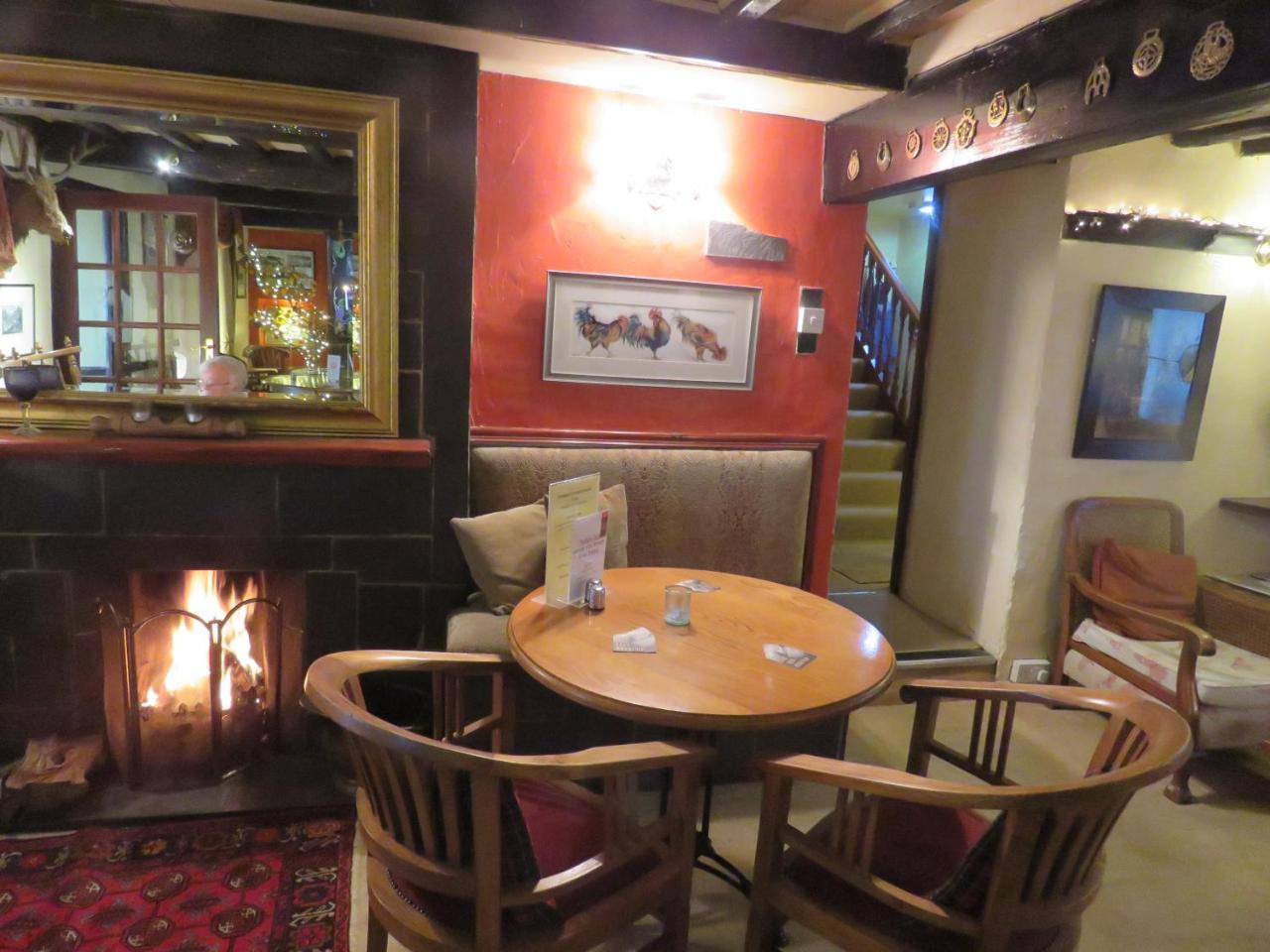 The Bay Horse Hotel And Restaurant Улверстон Экстерьер фото